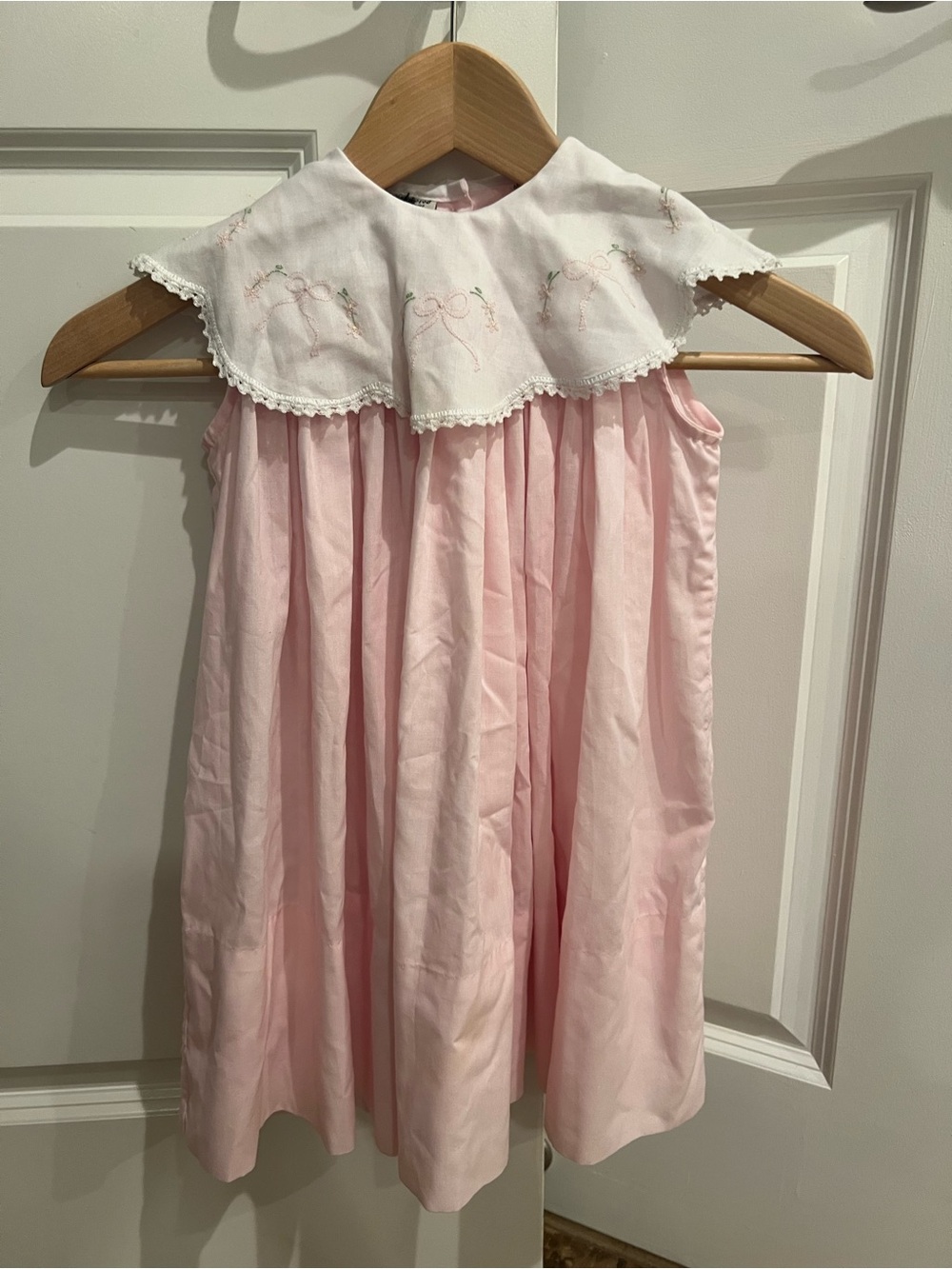 Amanda Remembered - Classic Pink Embroidered Collar Girls' Casual Dress